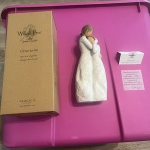 Willow Tree Close to Me Figurine